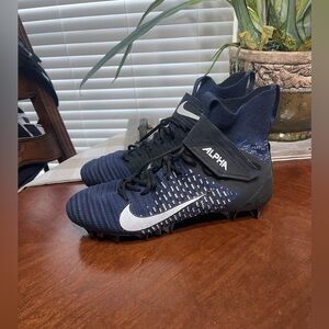 Nike Alpha Menace Elite 2 football cleats